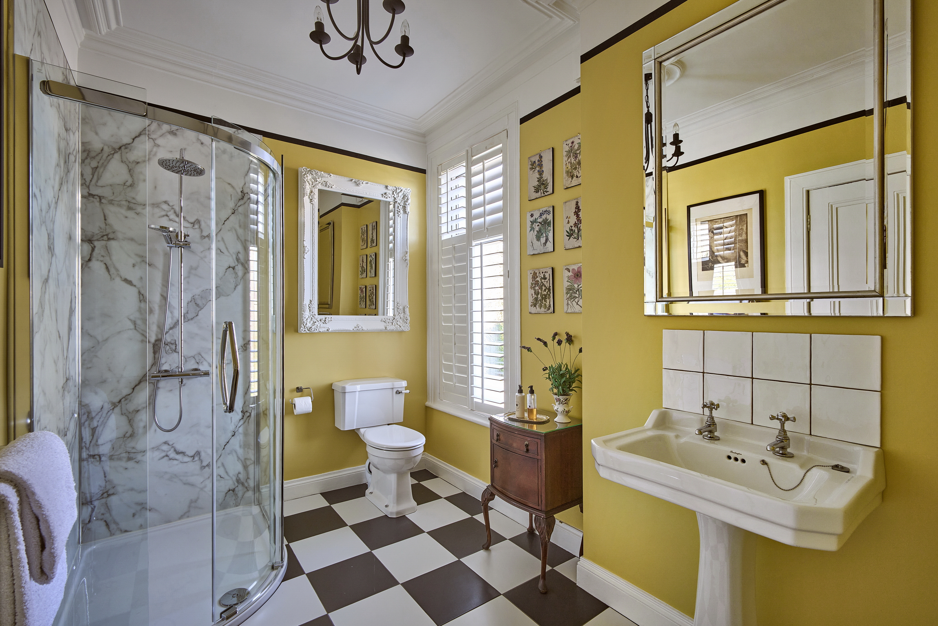 Home staging in Duncan BC by Clarafication Design